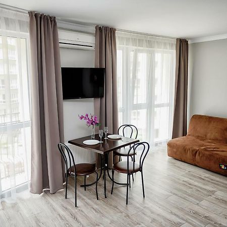 Apart Reserve Sloboda Loft Ivano-Frankivsk Ngoại thất bức ảnh